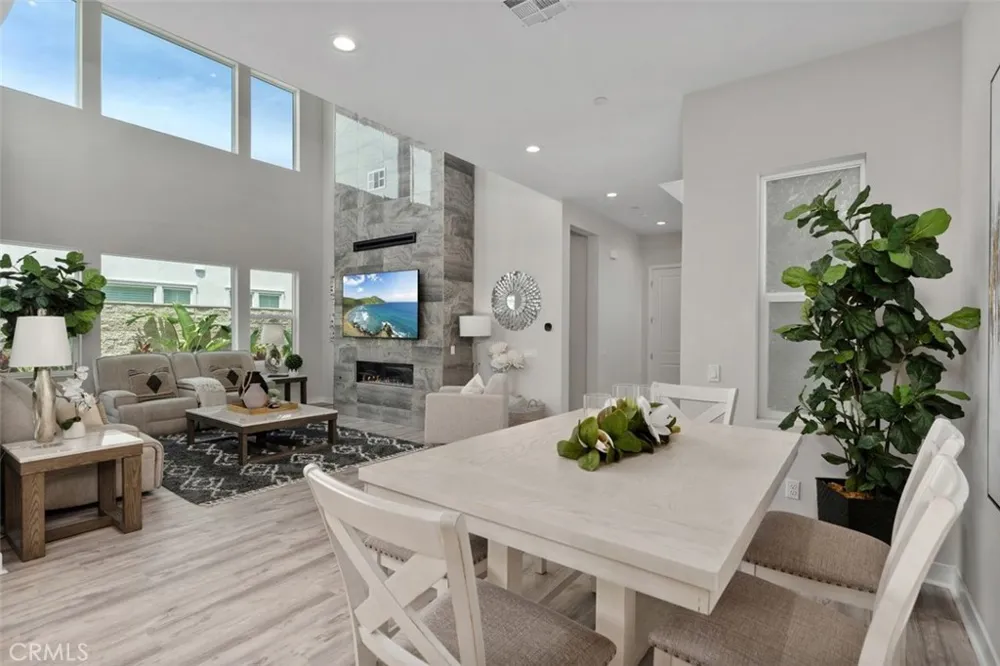 111 Edna Parkway Lake Forest, CA 92630