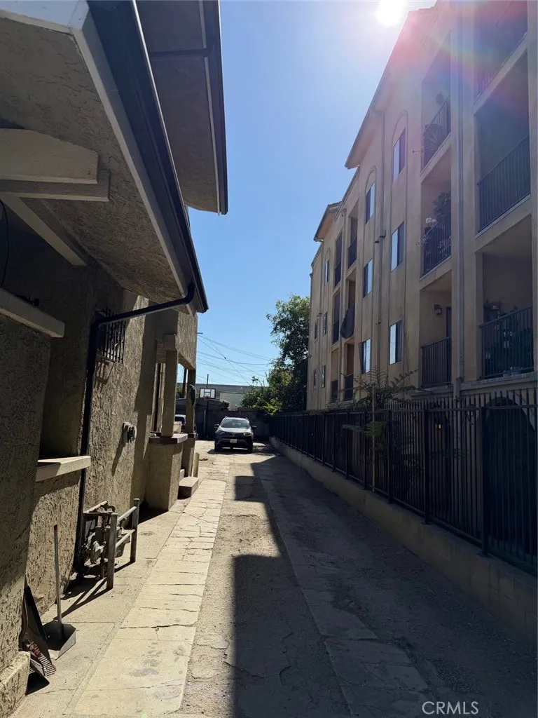 4512 S Figueroa Los Angeles, CA 90037