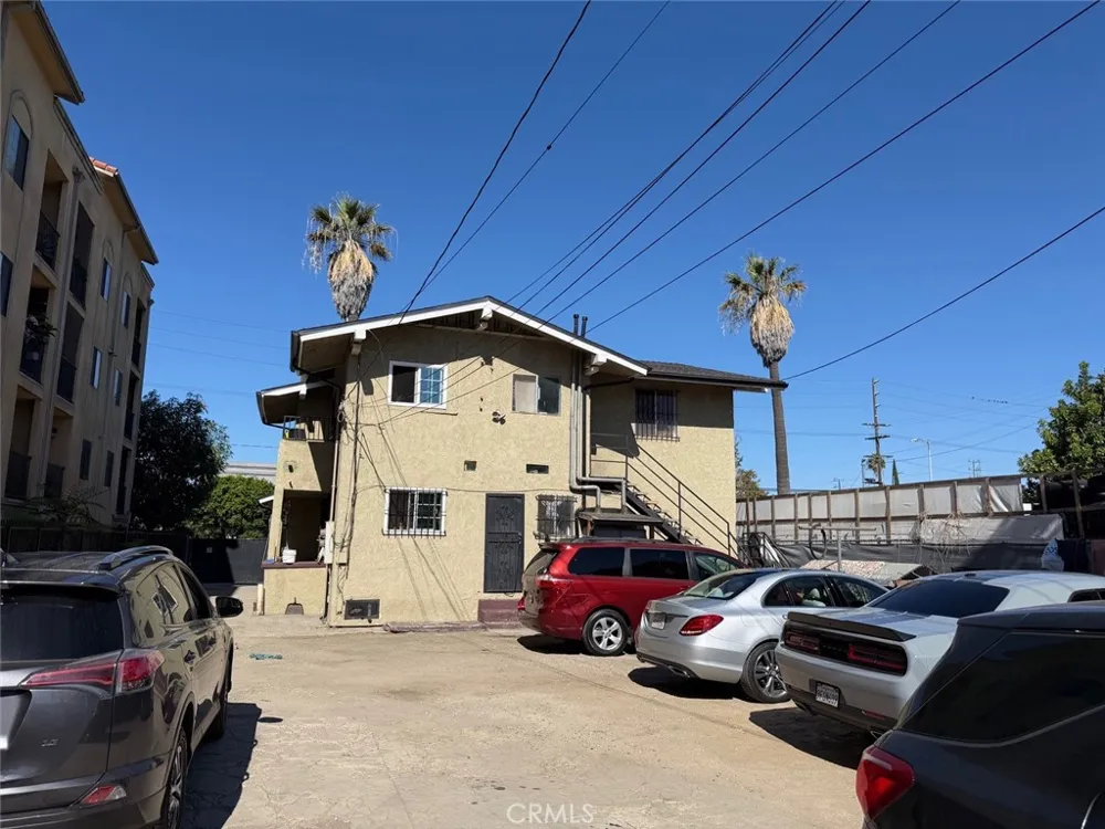 4512 S Figueroa Los Angeles, CA 90037