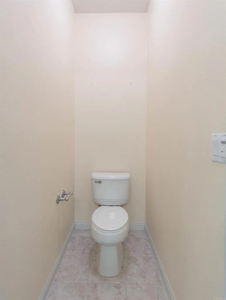 1819 Clare Ln Santee, CA 92071