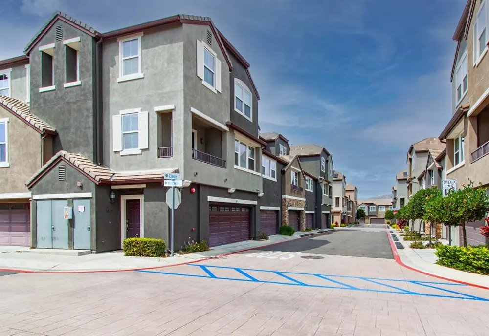 1819 Clare Ln Santee, CA 92071