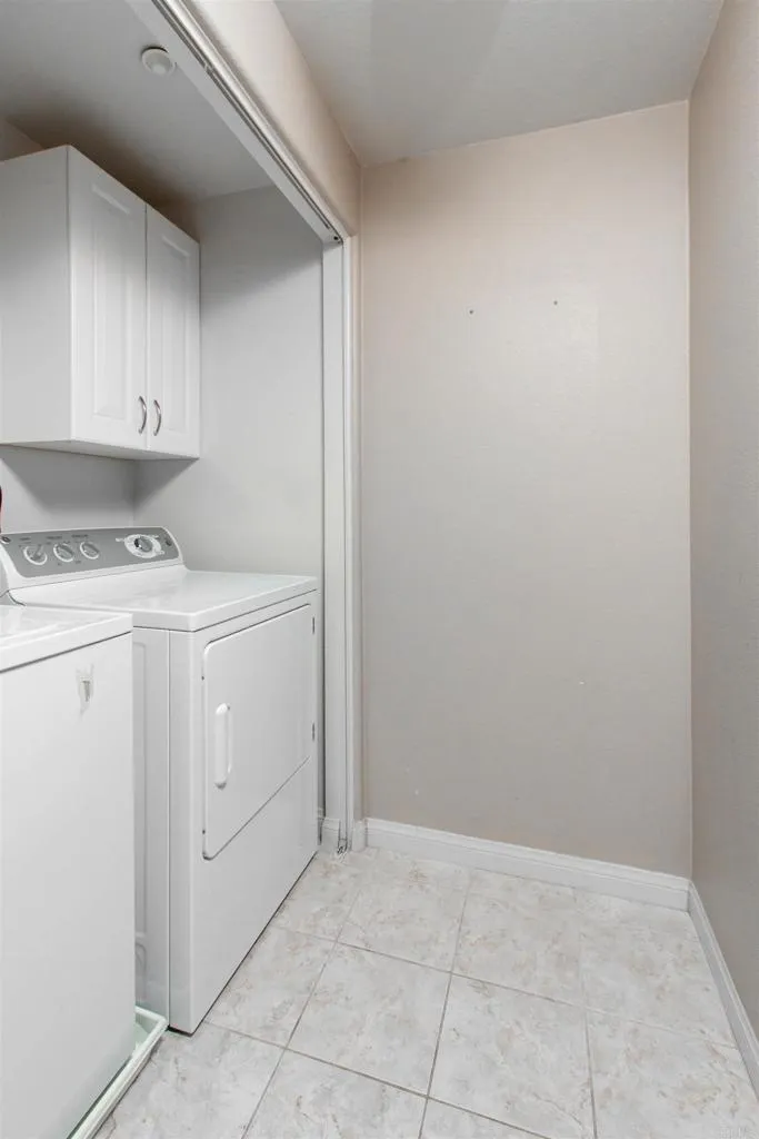 1819 Clare Ln Santee, CA 92071