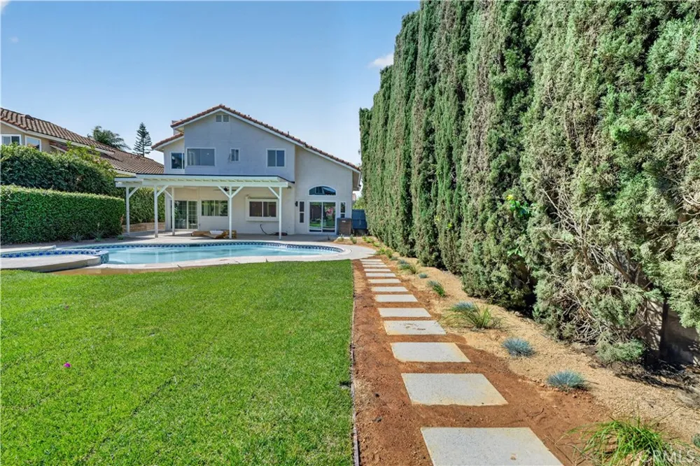 6549 Via Flora Chino Hills, CA 91709