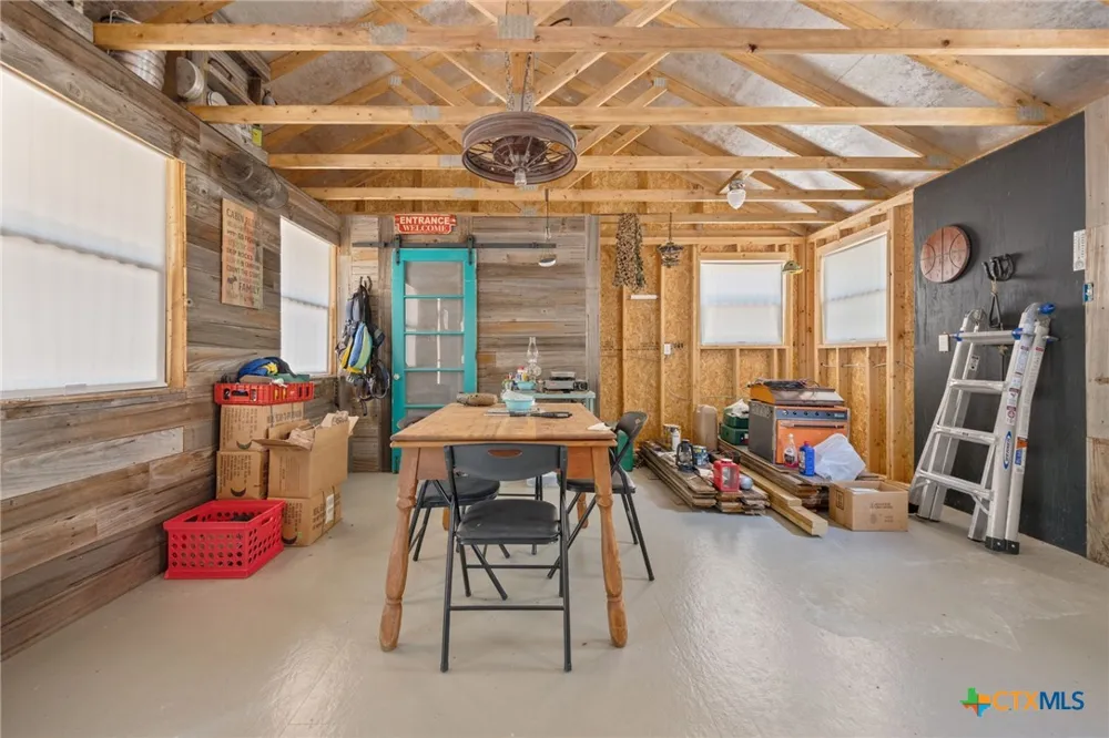 82 Mercy Ranch Road Florence, TX 76527