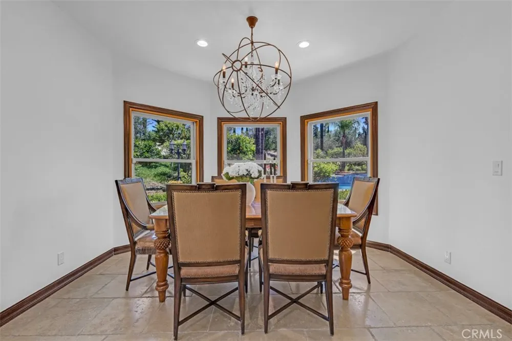 7190 Wyndham Hill Riverside, CA 92506