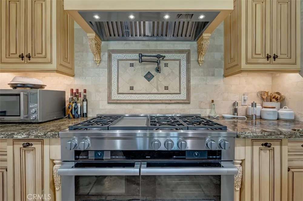 7190 Wyndham Hill Riverside, CA 92506