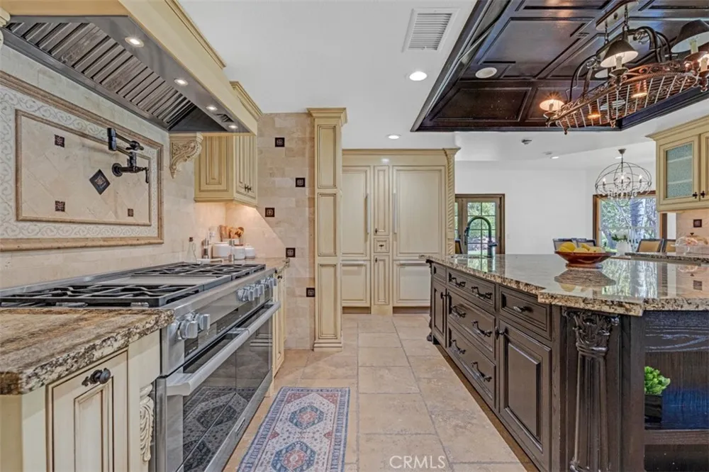 7190 Wyndham Hill Riverside, CA 92506