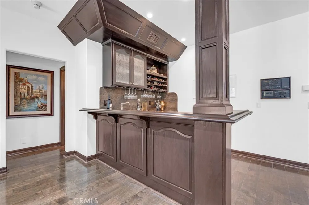 7190 Wyndham Hill Riverside, CA 92506