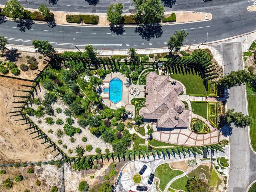 7190 Wyndham Hill Riverside, CA 92506