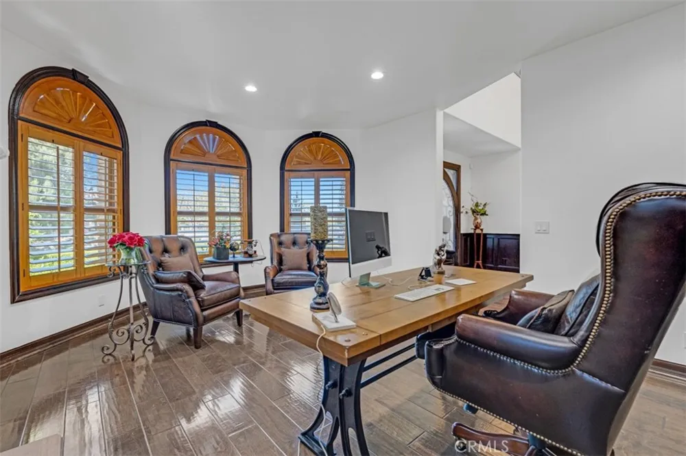7190 Wyndham Hill Riverside, CA 92506