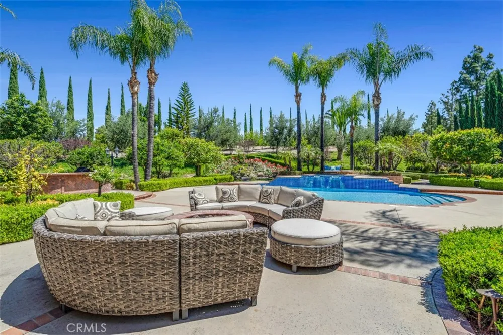 7190 Wyndham Hill Riverside, CA 92506