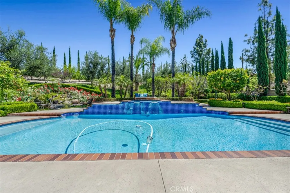 7190 Wyndham Hill Riverside, CA 92506