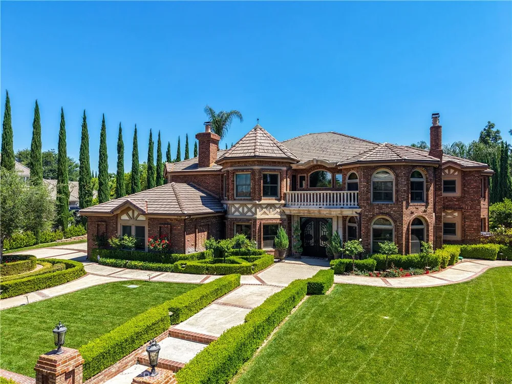 7190 Wyndham Hill Riverside, CA 92506