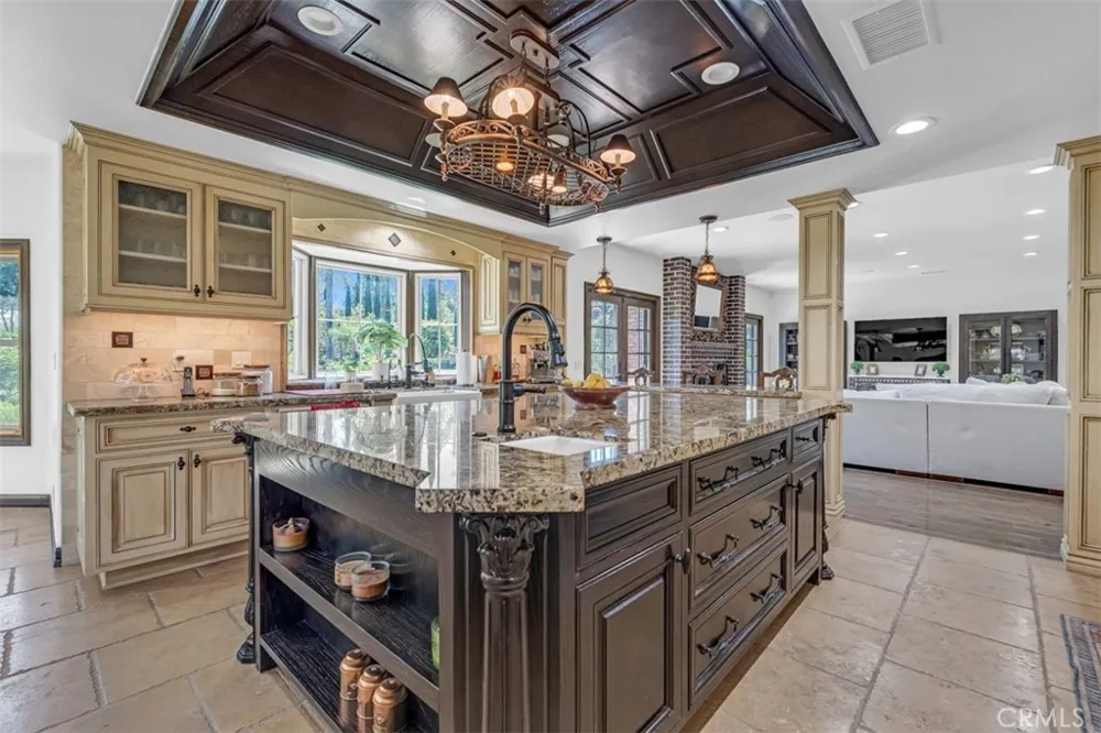7190 Wyndham Hill Riverside, CA 92506