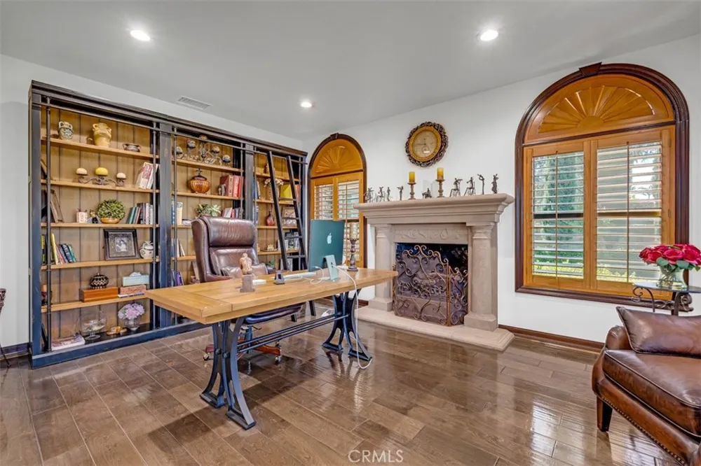 7190 Wyndham Hill Riverside, CA 92506