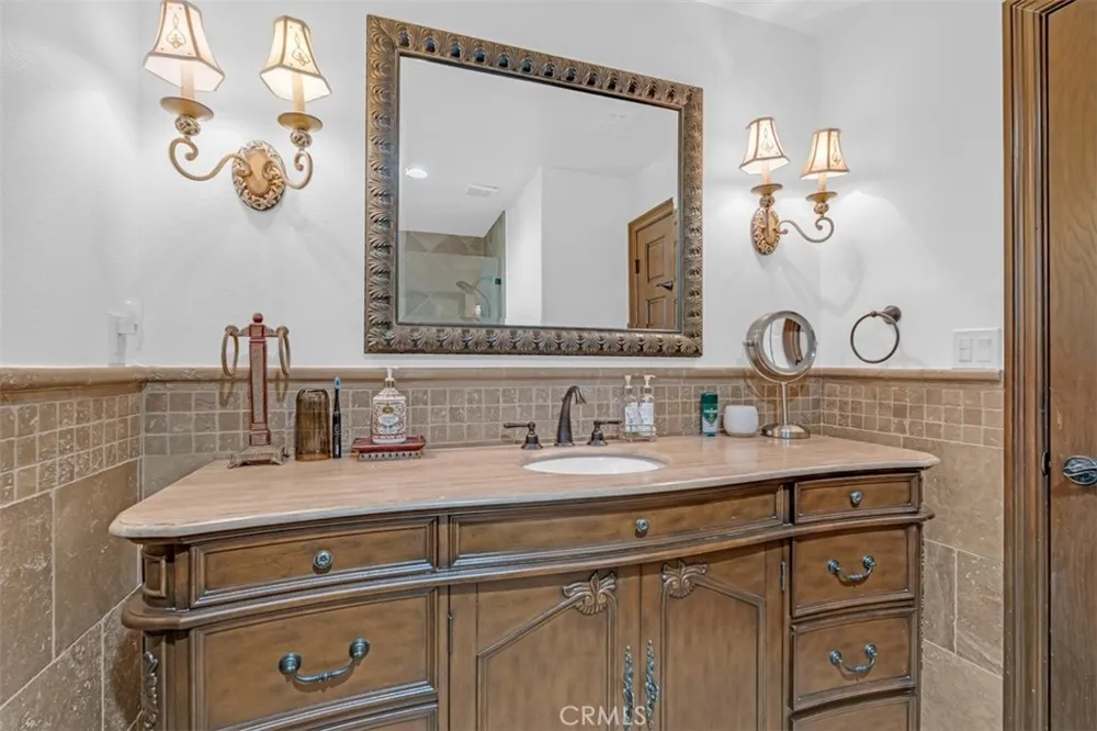 7190 Wyndham Hill Riverside, CA 92506