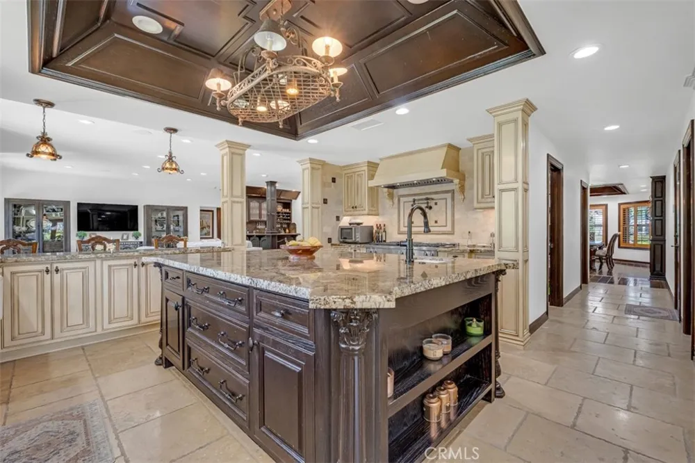 7190 Wyndham Hill Riverside, CA 92506