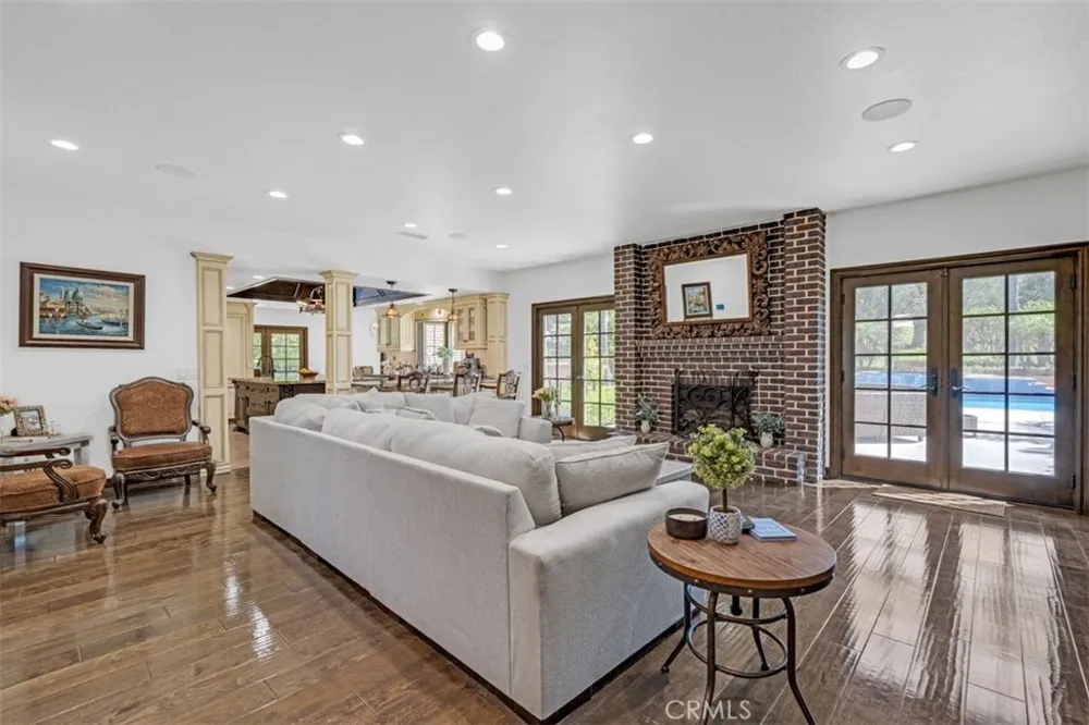 7190 Wyndham Hill Riverside, CA 92506