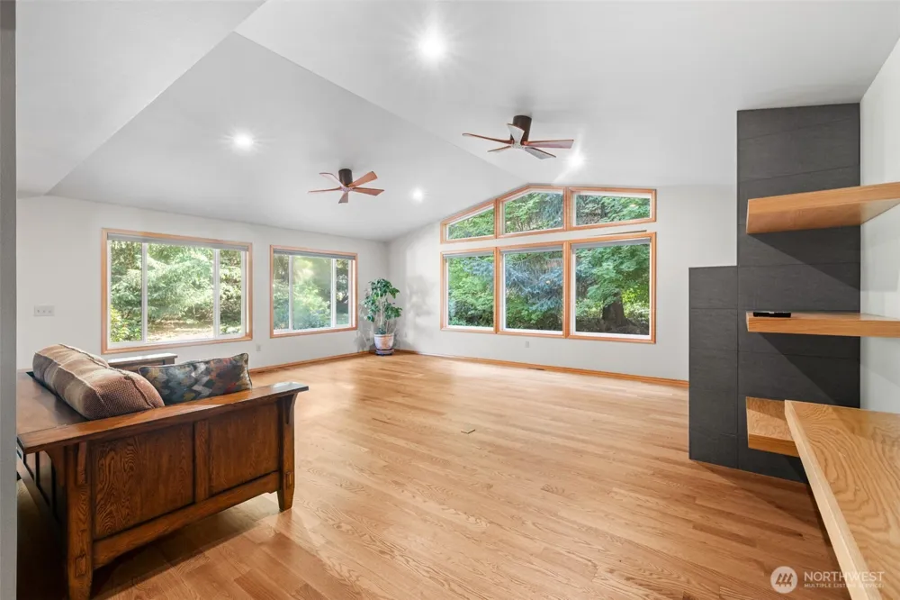 175 Alderview Drive Port Angeles, WA 98362