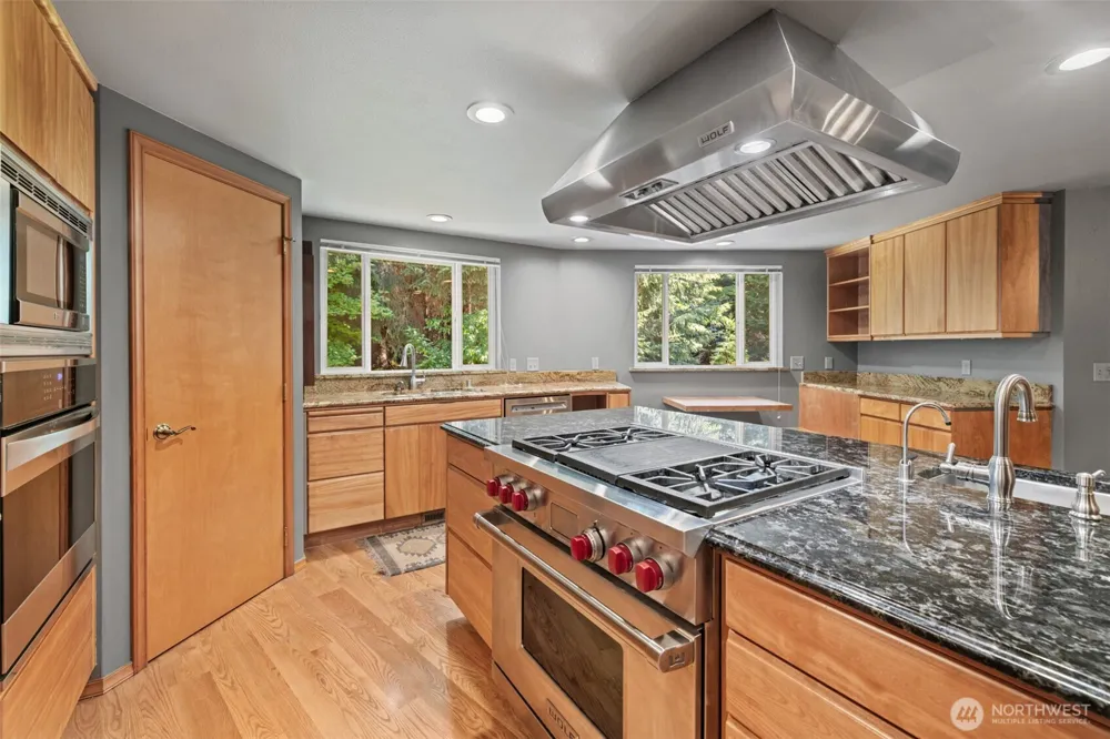 175 Alderview Drive Port Angeles, WA 98362