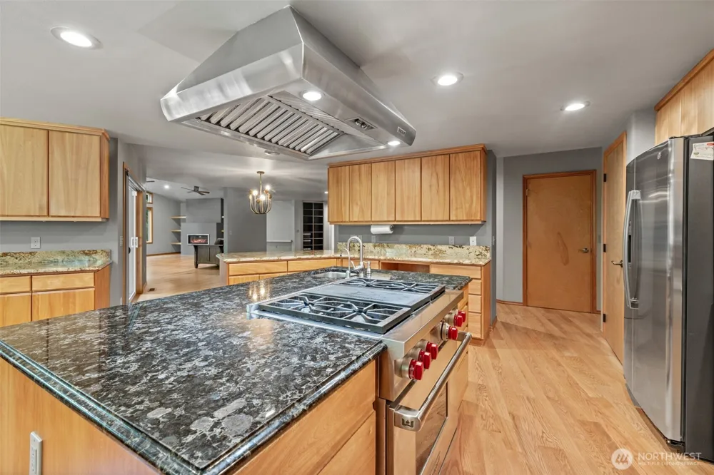 175 Alderview Drive Port Angeles, WA 98362