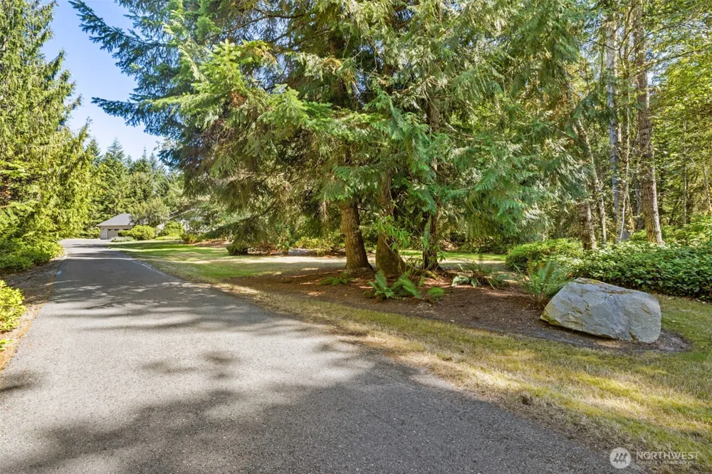 175 Alderview Drive Port Angeles, WA 98362