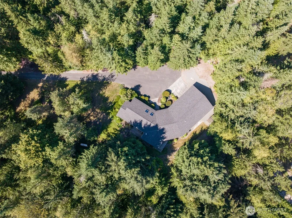 175 Alderview Drive Port Angeles, WA 98362