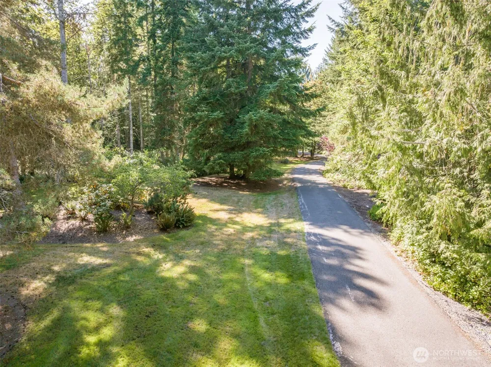 175 Alderview Drive Port Angeles, WA 98362