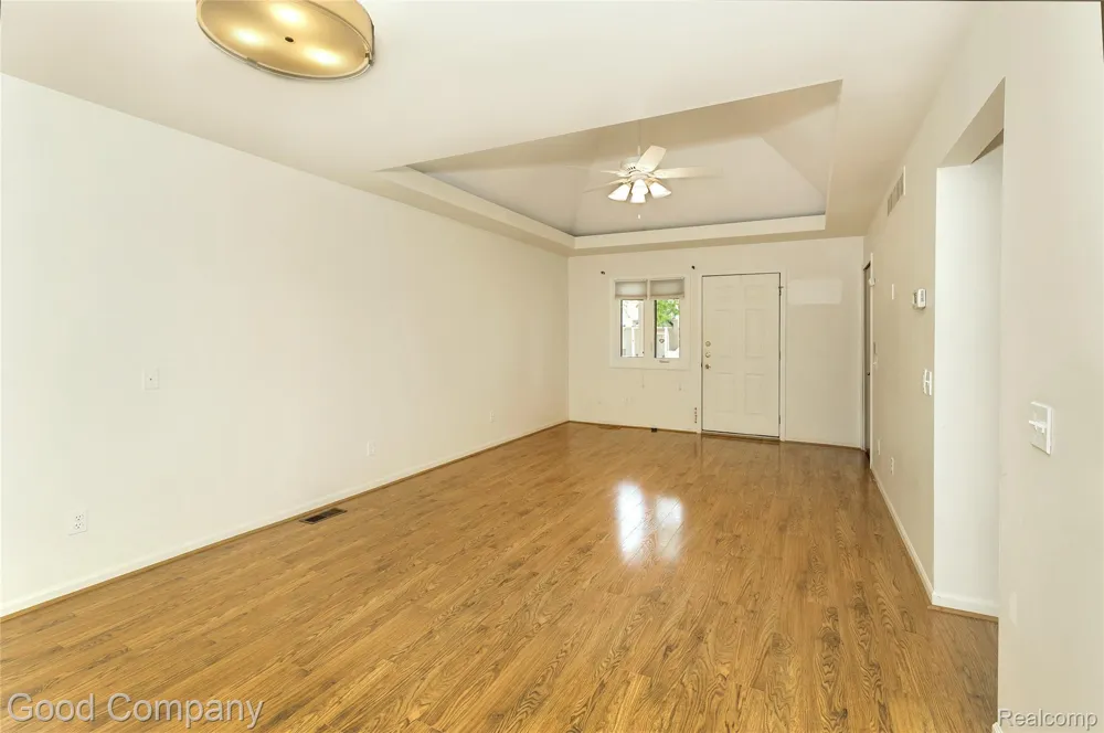 29684 Olympia Court Farmington Hills City, MI 48336