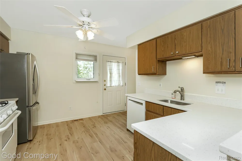 29684 Olympia Court Farmington Hills City, MI 48336