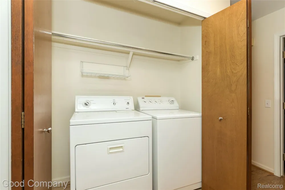 29684 Olympia Court Farmington Hills City, MI 48336