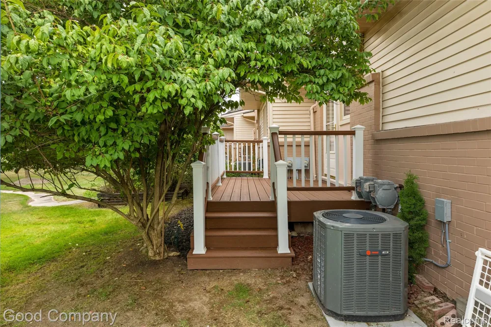 29684 Olympia Court Farmington Hills City, MI 48336