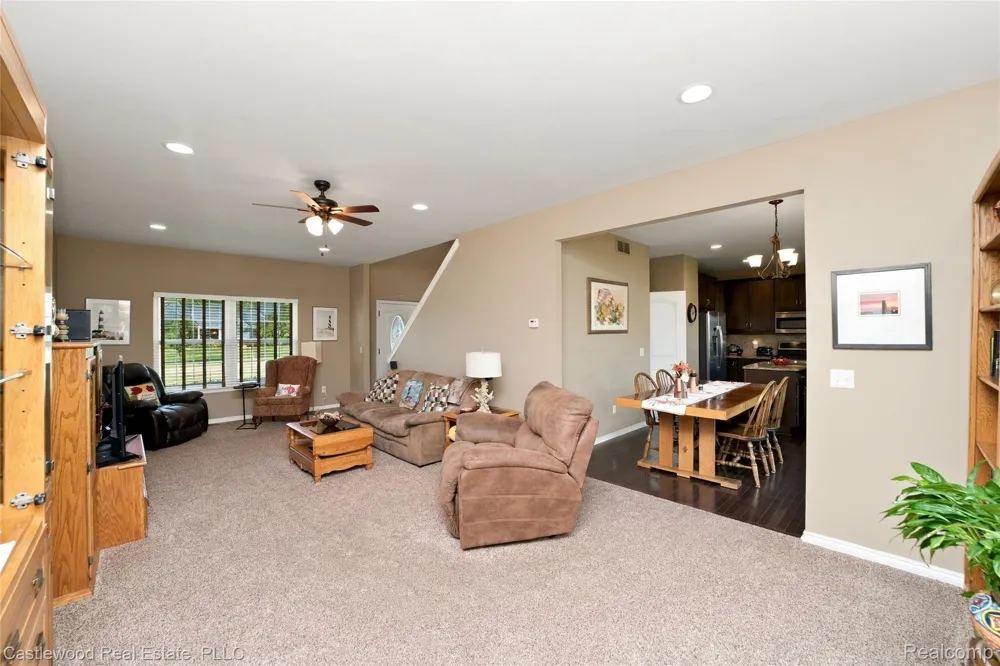 5616 Jada Drive Highland Charter Township, MI 48356