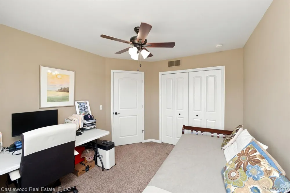 5616 Jada Drive Highland Charter Township, MI 48356