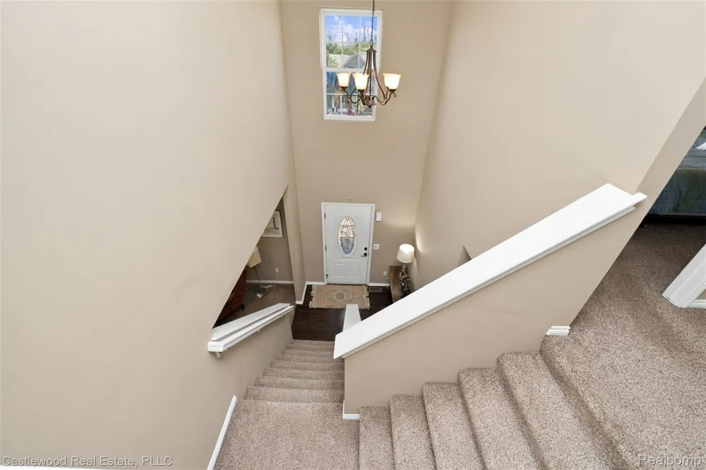 5616 Jada Drive Highland Charter Township, MI 48356