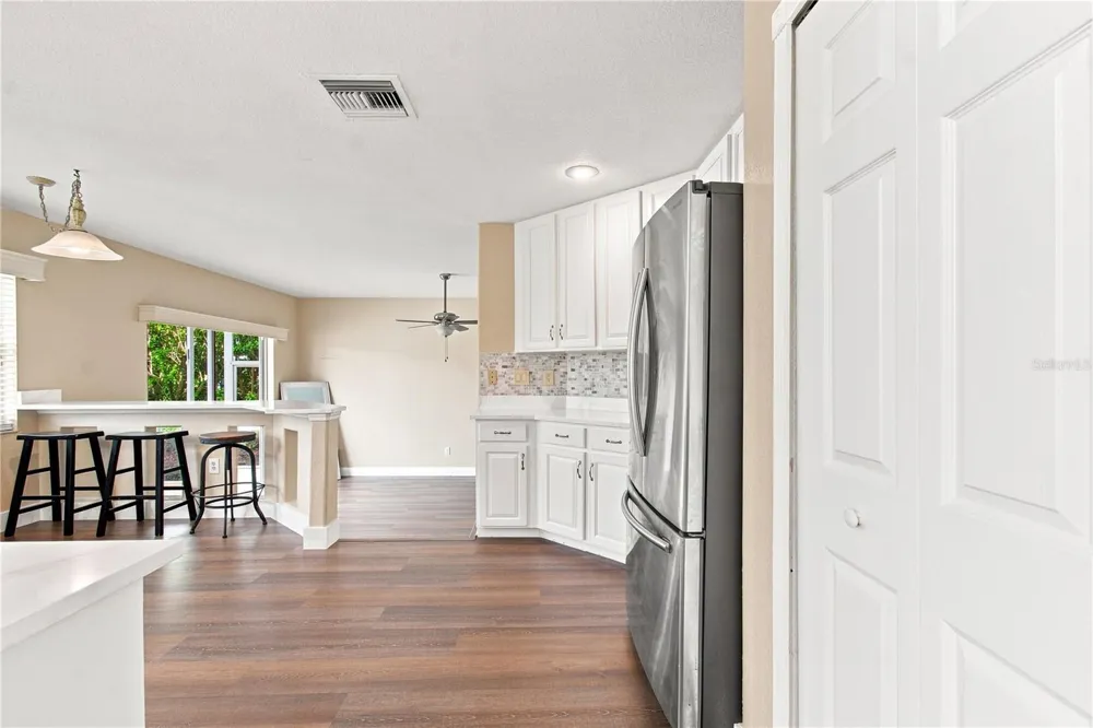 7326 YARDLEY WAY Tampa, FL 33647