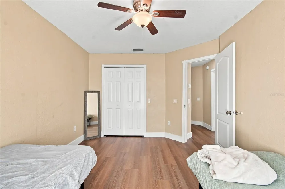 7326 YARDLEY WAY Tampa, FL 33647