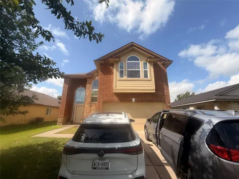 124 Langtry Lane