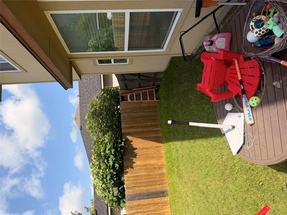 124 Langtry Lane Jarrell, TX 76537