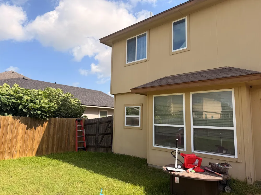 124 Langtry Lane Jarrell, TX 76537