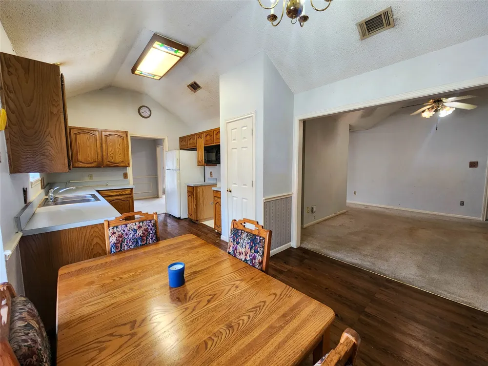 1629 Tuley Street Cedar Hill, TX 75104