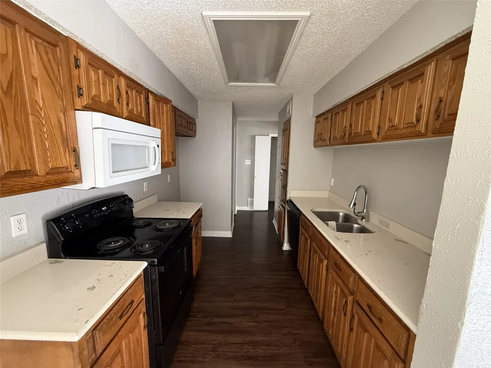728 Via Miramonte Mesquite, TX 75150