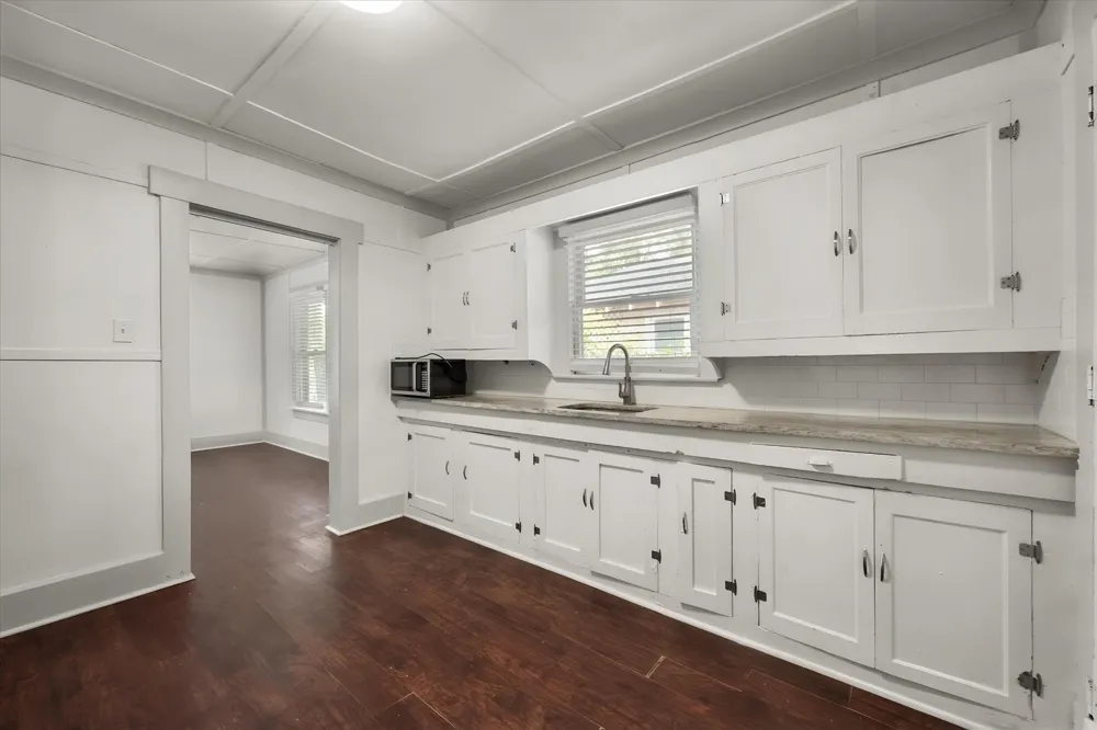 3715 Travis Avenue #A Fort Worth, TX 76110