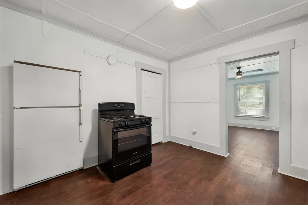 3715 Travis Avenue #A Fort Worth, TX 76110