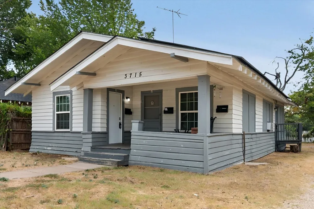 3715 Travis Avenue #A Fort Worth, TX 76110