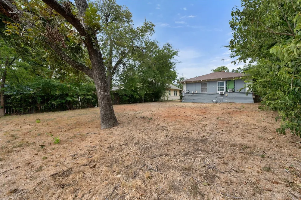 3715 Travis Avenue #A Fort Worth, TX 76110