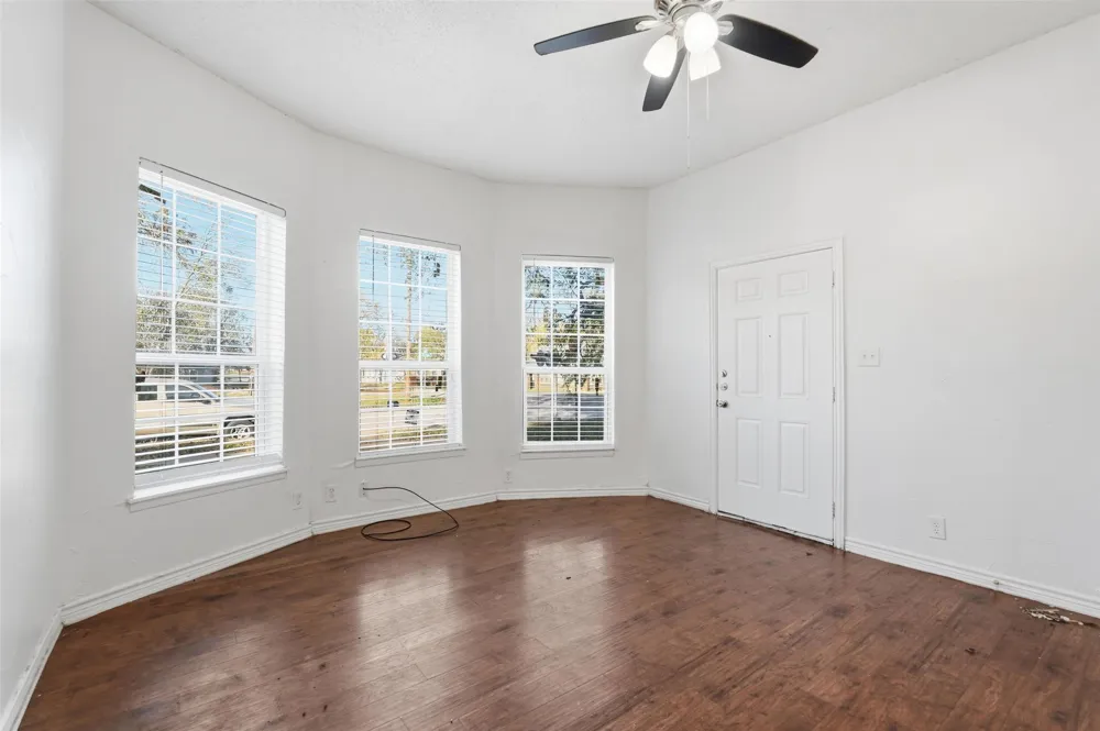 900 W Morgan Denison, TX 75020