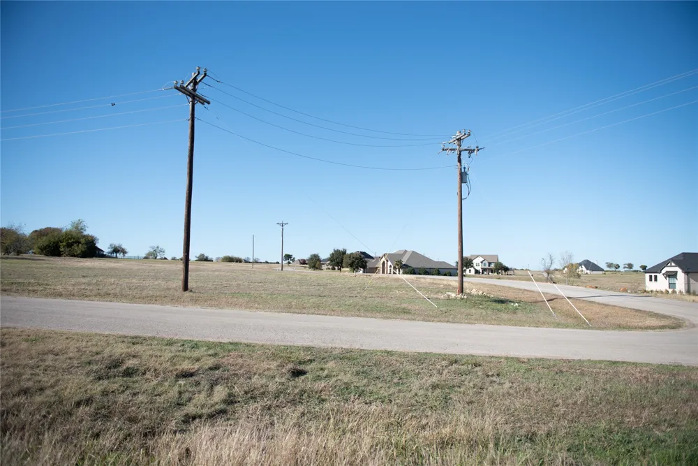 6500 Castle Royle Drive Cleburne, TX 76033