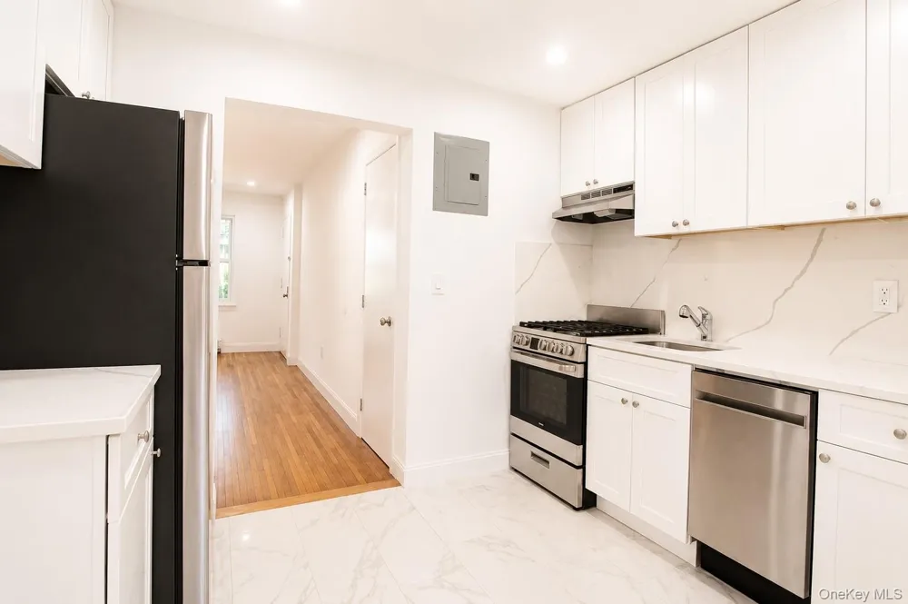 330 E Broadway #107 Long Beach, NY 11561
