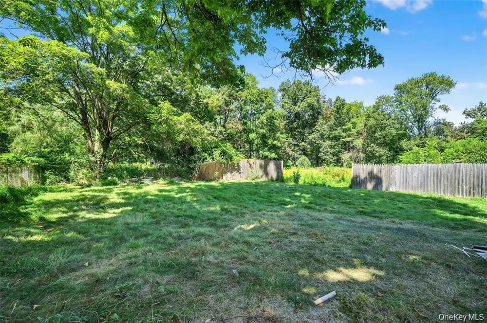67 North Road Bloomingburg, NY 12721
